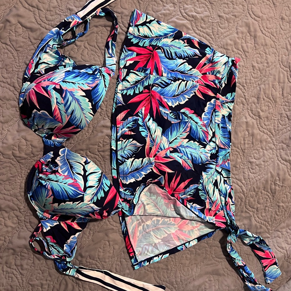 Tommy Bahama Tropical Leaf Print Bikini Set